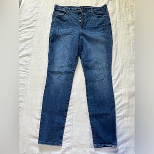 Dark wash skinny jeans